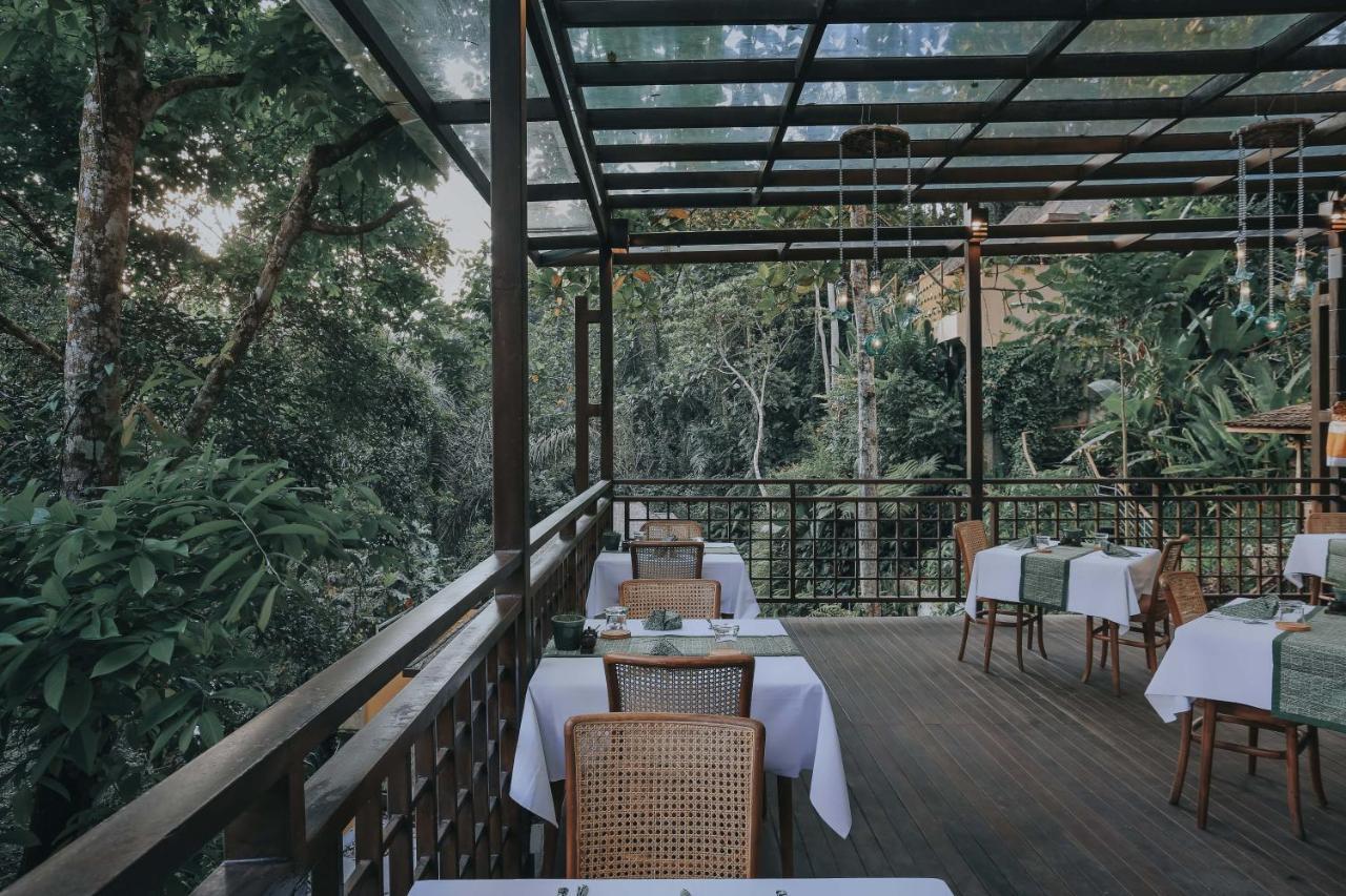 The Sebali Resort Ubud Eksteriør bilde The restaurant at the Forest Research Institute of Malaysia